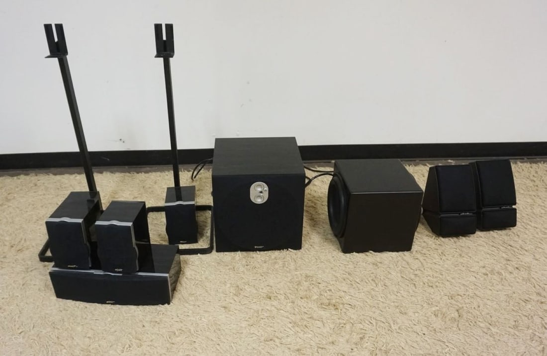 GROUP OF ASSORTED SPEAKERS & SUBWOOFERS (1 of 4)