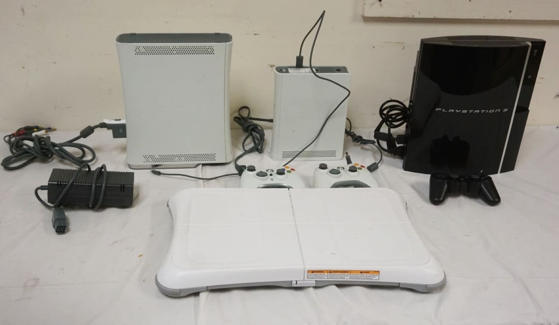 VINTAGE GAMING SYSTEMS (1 of 1)