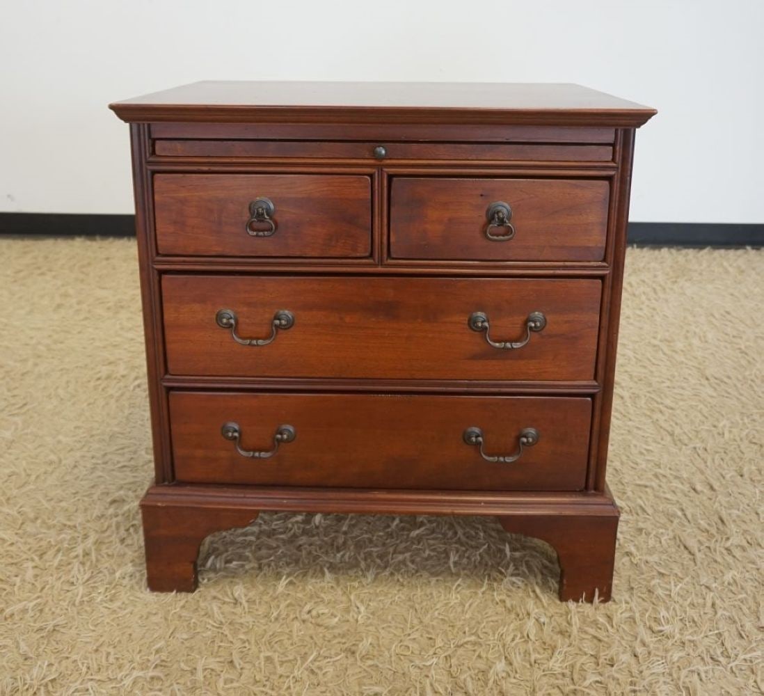 BOB TIMBERLAKE LEXINGTON LOW CHERRY CHEST (1 of 5)