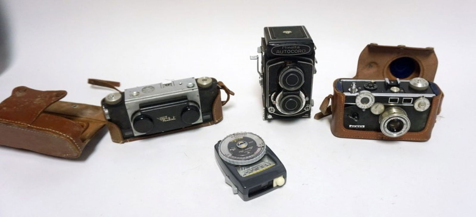 VINTAGE CAMERAS (1 of 5)
