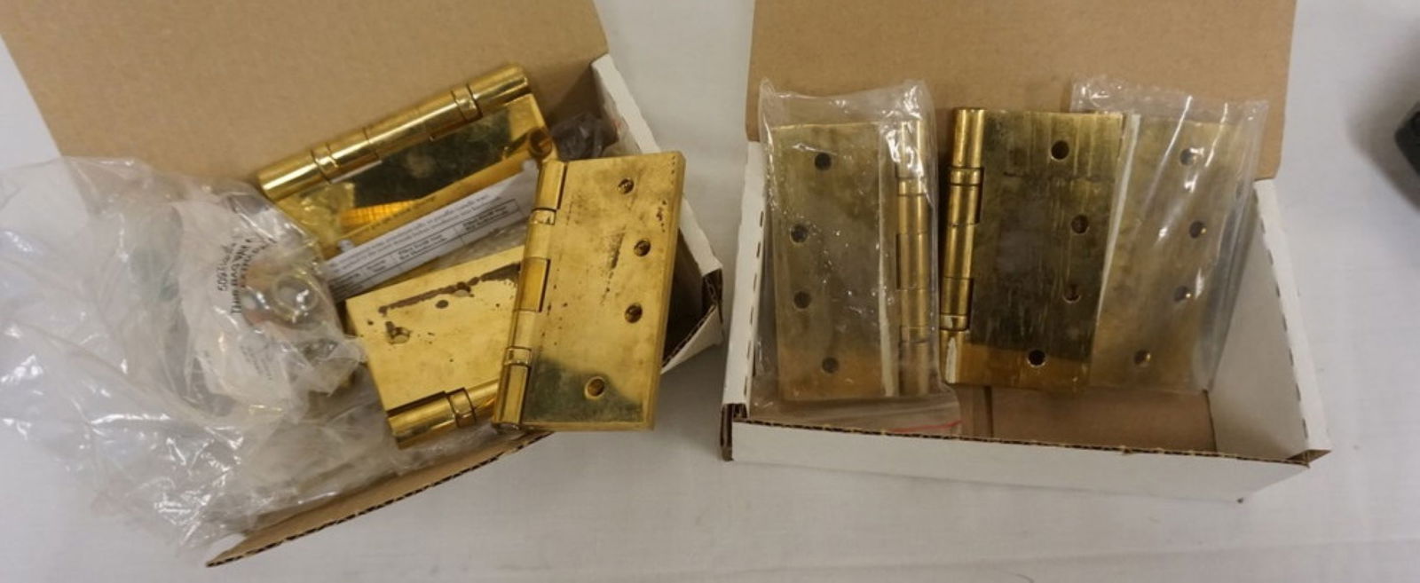 BALDWIN CAST BRASS HINGES: 6 BALDWIN CAST BRASS HINGES