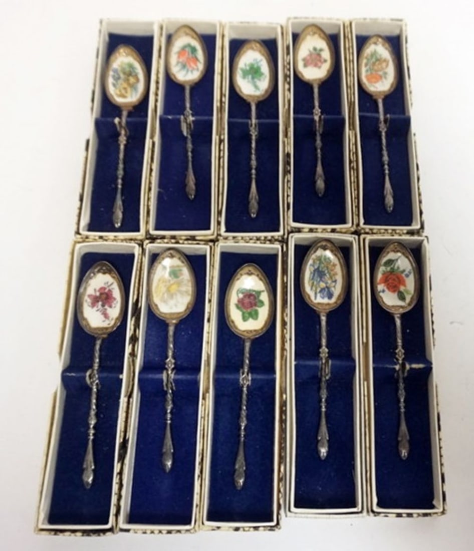 ENAMELED DEMITASSE SPOONS: ENAMELED DEMITASSE SPOONS, IMAGES OF FLOWERS
