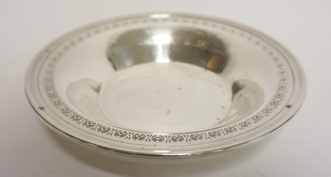 STERLING SILVER BOWL: STERLING SILVER J.S. & CO BOWL, 5.0 TOZ