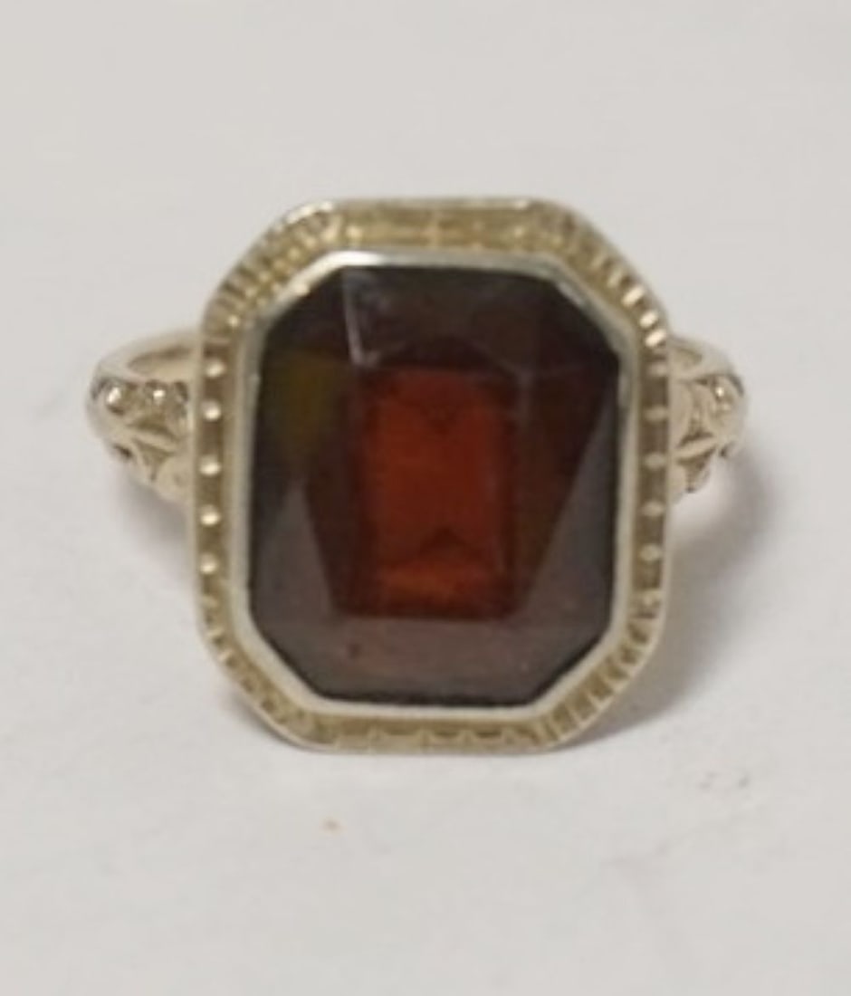 14K WHITE GOLD LADIES RING (1 of 3)