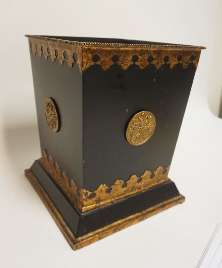 BLACK METAL WASTE BASKET: BLACK METAL WASTE BASKET W/GILT TRIM, APPROXIMATELY 12 IN SQUARE X 13 IN HIGH
