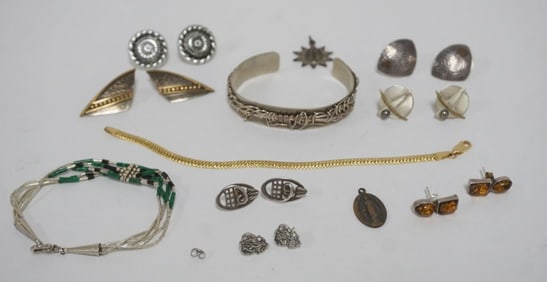 ASSORTED LADIES JEWELRY