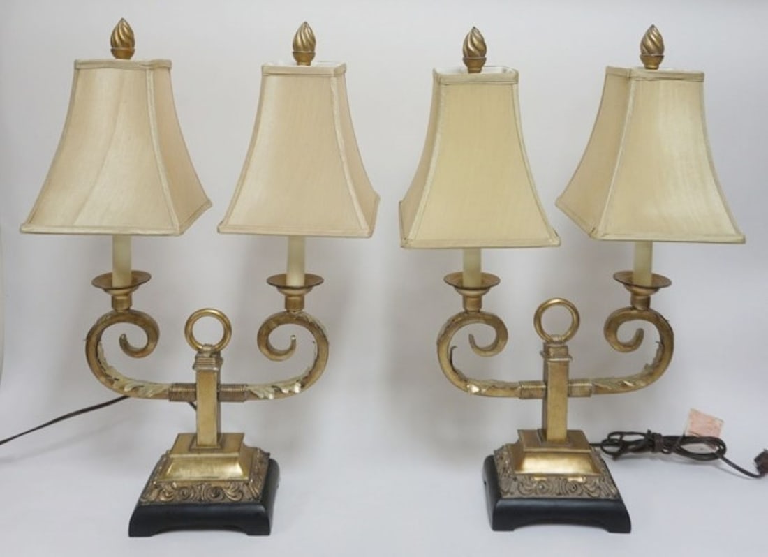 NEOCLASSICAL TABLE LAMPS: PAIR OF NEOCLASSICAL TABLE LAMPS, EACH APPROXIMATELY 28 IN H