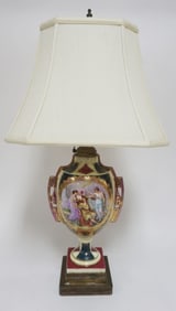 PORCELAIN TABLE LAMP