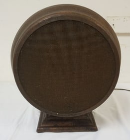 ANTIQUE RADIO SPEAKER