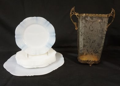 FLORAL ETCHED GLASS VASE & CAKE SET