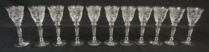 11 ELEGANT ETCHED GLASS WINES