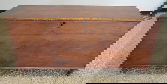 ANTIQUE PINE BLANKET CHEST