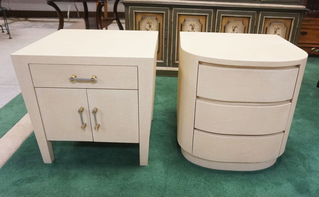 TEXTURED FINISHED BED SIDE STANDS (1 of 4)