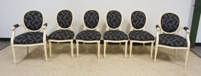 SET OF 6 ITALIAN MEDALLION BACK CHAIRS