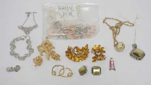 ASSORTED LADIES JEWELRY SETS