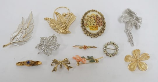 ASSORTED LADIES DESIGNER PINS