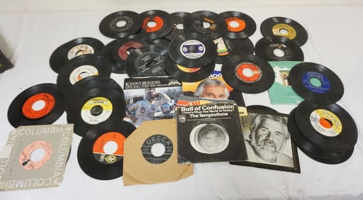 GROUP OF 45 RPM RECORDS