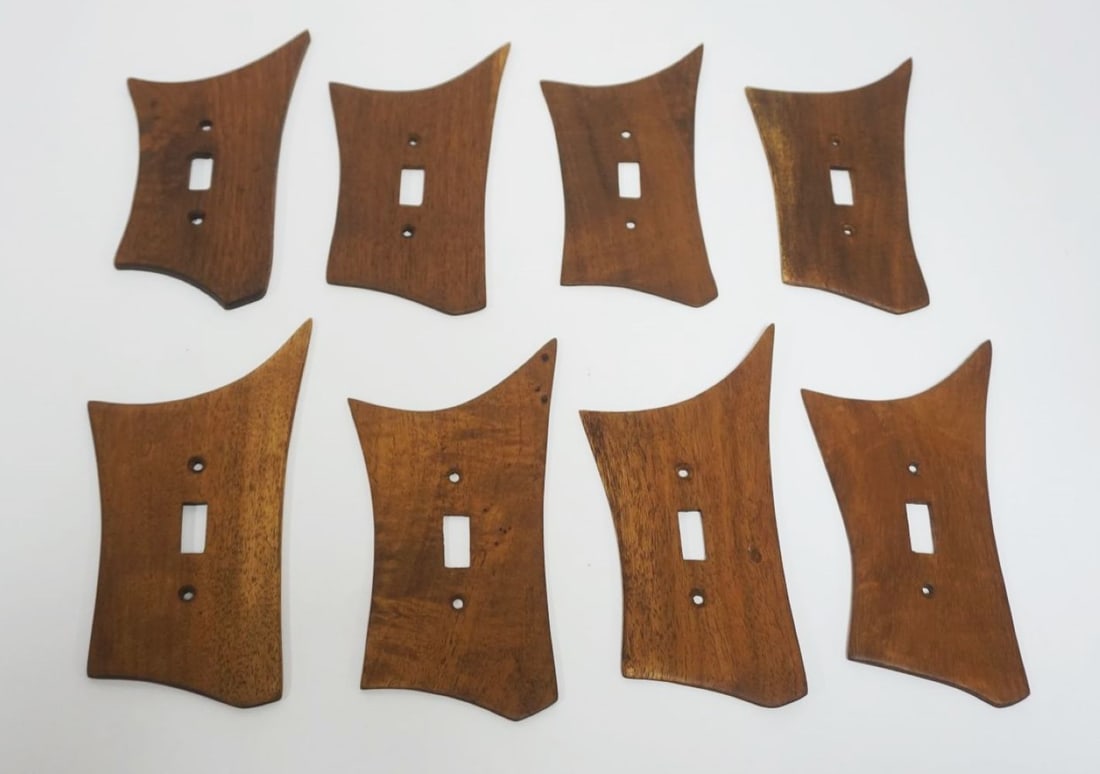 8 VINTAGE MCM STREAMLINE WALL LIGHT SWITCH COVERS: 8 VINTAGE MIDCENTURY MODERN STREAMLINE TEAK WALL LIGHT SWITCH COVERS, APPROXIMATELY 7 1/2 IN X 4 IN