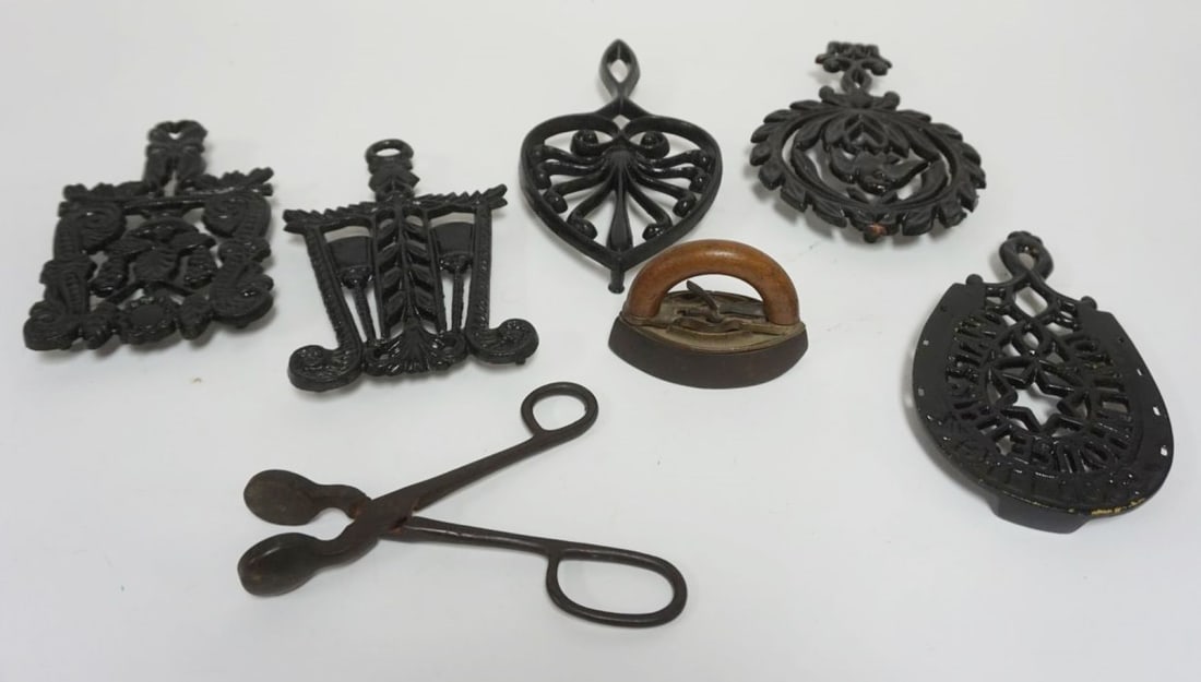 MINIATURE SAD IRON, 5 CAST IRON TRIVITS, ETC: MINIATURE SAD IRON, 5 CAST IRON TRIVITS, TIN SMITHS TOOL