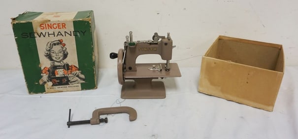 SINGER *SEW HANDY* IN BOX
