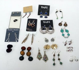 LADIES EARRINGS
