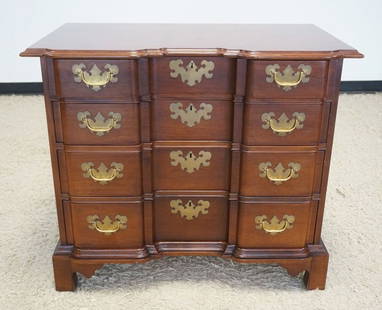 BAKER HISTORIC CHARLESTON CHEST: BAKER MAHOGANY HISTORIC CHARLESTON REPRODUCTION 4 DRAWER BLOCK FRONT CHEST ON BRACKET FEET, APPROXIMATELY 38 IN X 22 IN X 32