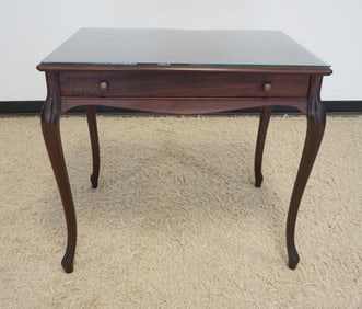 POOLEY FURNITURE CO MAHOGANY TABLE