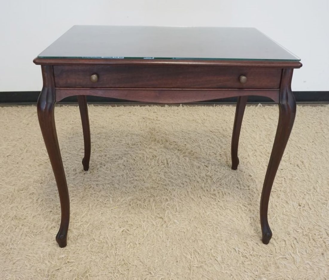 POOLEY FURNITURE CO MAHOGANY TABLE: POOLEY FURNITURE CO MAHOGANY TABLE WITH PULL OUT DRAWER WRITING SURFACE, APPROXIMATELY 34 IN X 24 IN X 30 IN H