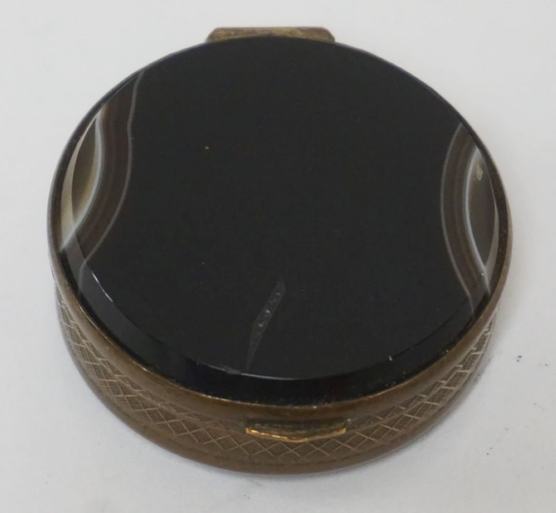 ANTIQUE AGATE 2 IN ROUND HINGED BOX (1 of 4)