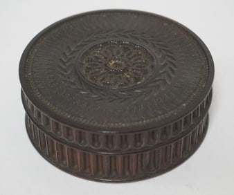 ROUND GUTTA-PERCHA COVERED BOX