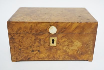 ANTIQUE BURLWOOD TRINKET BOX
