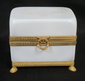 ANTIQUE OPALINE GLASS JEWELRY CASKET