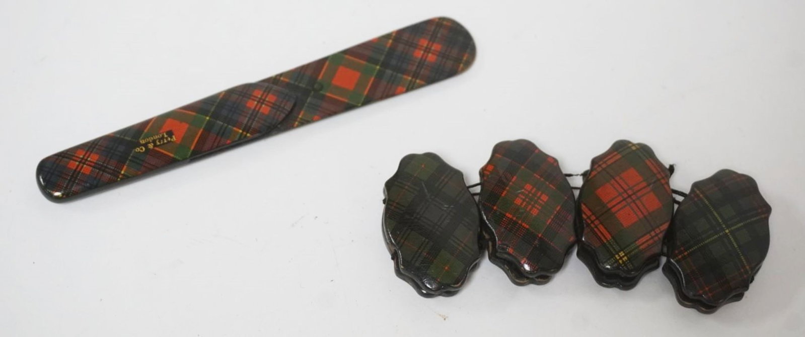 SCOTTISH TARTANWARE: SCOTTISH TARTANWARE GLOVE STRETCHER & BRACELET *CLAN STUART*