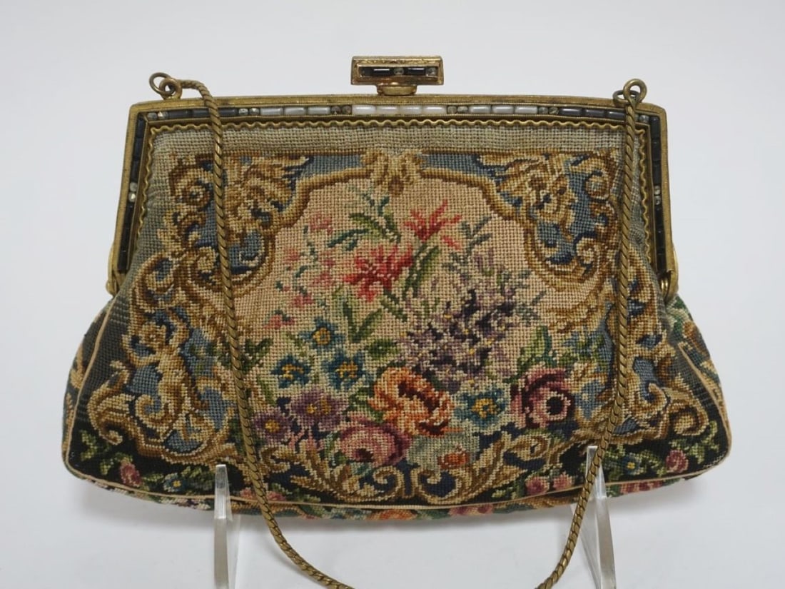AUSTRIAN PETIT POINT LADY'S EVENING BAG (1 of 5)