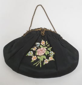 EMBROIDERED LADY'S EVENING BAG