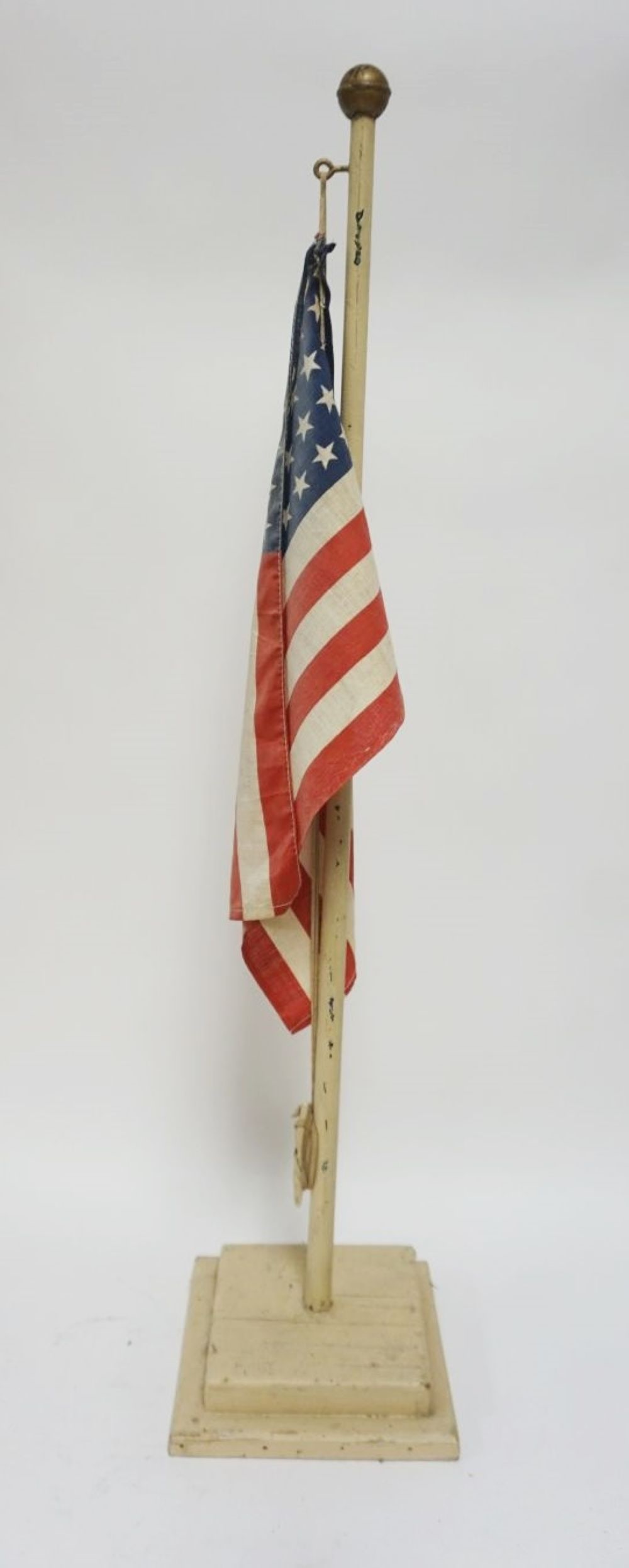 VINTAGE FOLK ART AMERICAN FLAG: VINTAGE FOLK ART AMERICAN FLAG ON STAND, APPROXIMATELY 35 IN HIGH