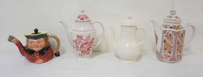 GROUP OF ASSORTED TEAPOTS