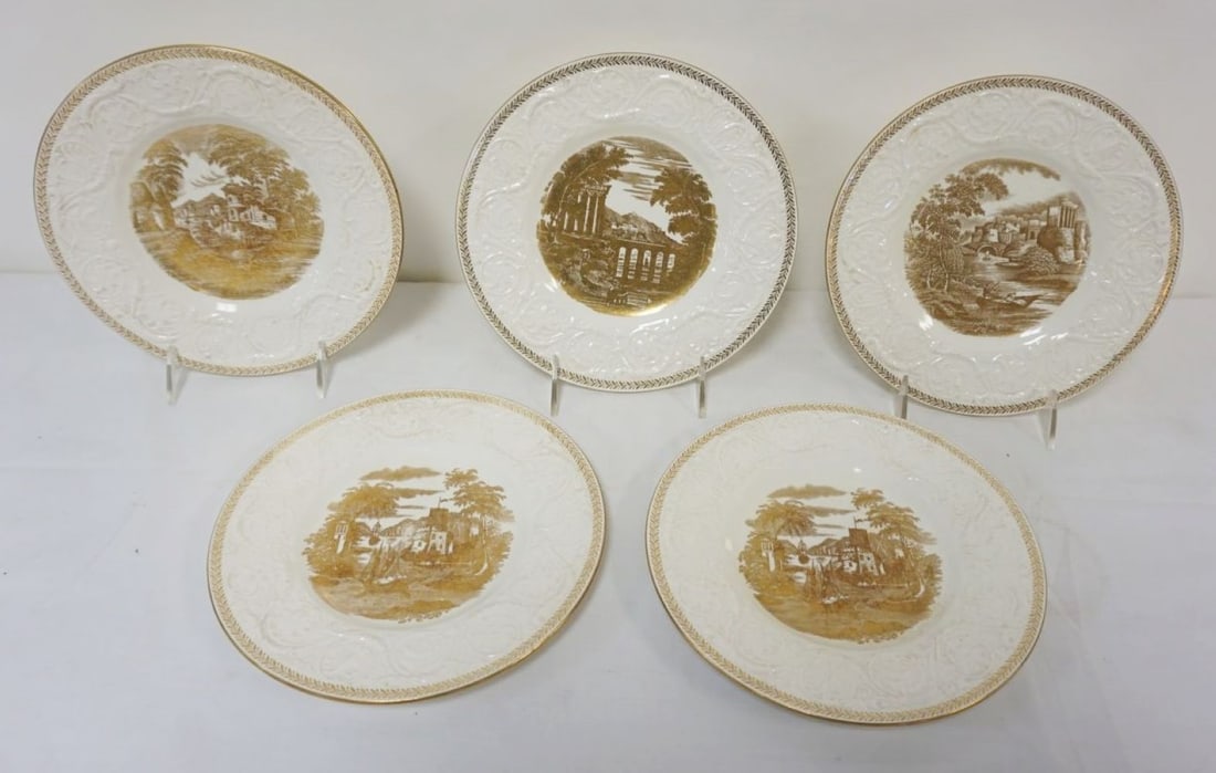 5 WEDGWOOD *PATRICIAN* 8 1/2 IN PLATES: 5 WEDGWOOD *PATRICIAN* 8 1/2 IN PLATES
