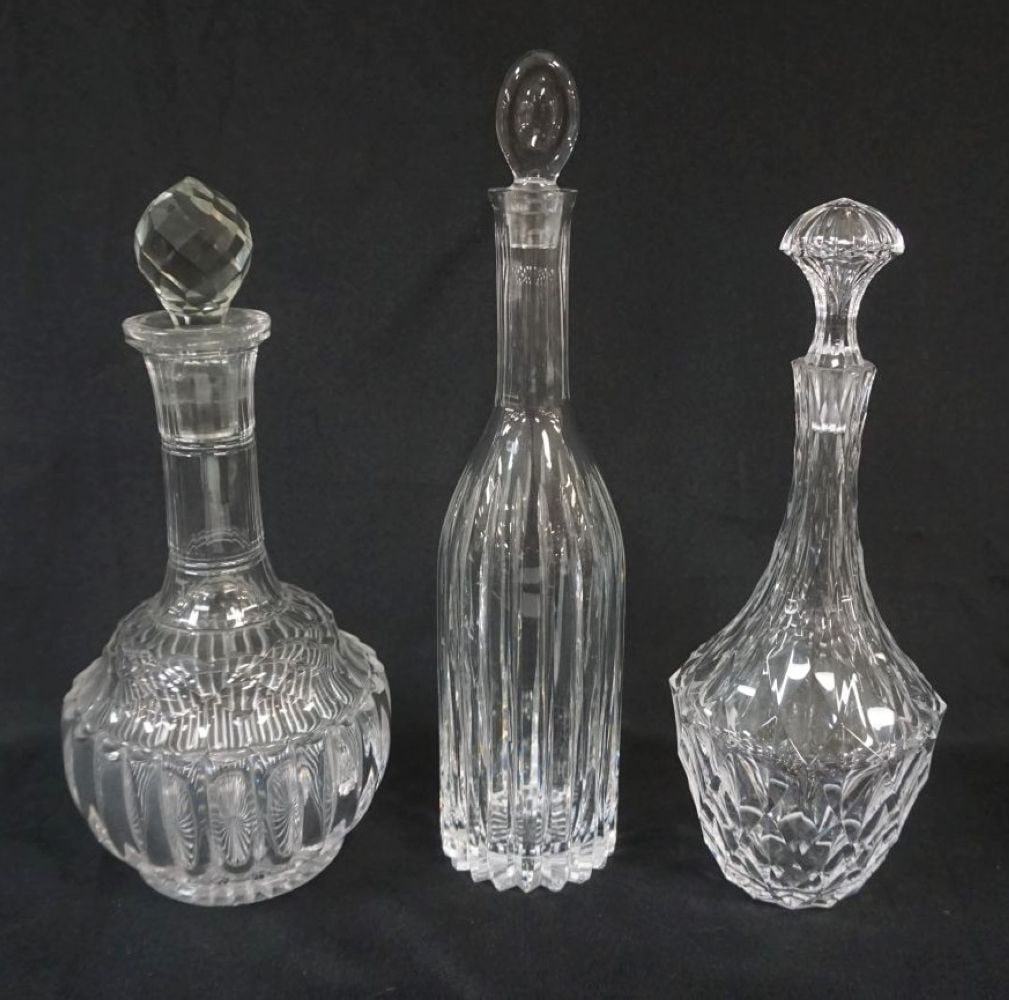 3 CRYSTAL DECANTORS: 3 CRYSTAL DECANTORS, LARGEST APPROXIMATELY 14 IN HIGH