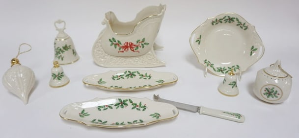 LENOX CHINA HOLIDAY ASSORTMENT