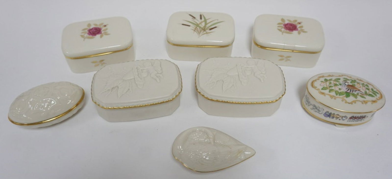 LENOX CHINA COVERED BOXES (1 of 5)