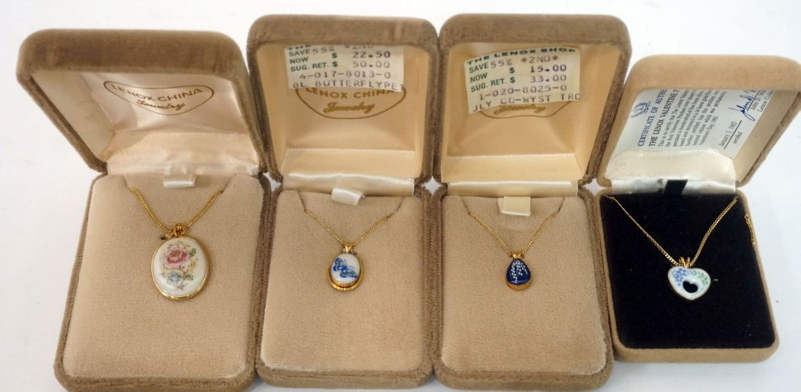LENOX CHINA JEWELRY: LENOX CHINA JEWELRY INCLUDING 4 NECKLACES, 14K GOLD FILLED