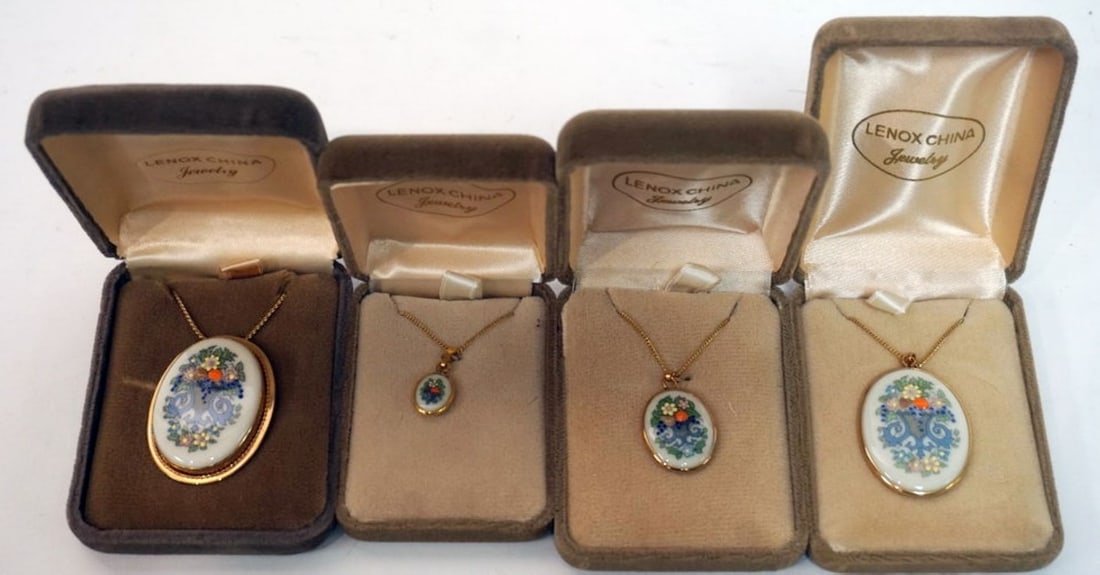 LENOX CHINA JEWELRY: LENOX CHINA JEWELRY INCLUDING 4 NECKLACES, 14K GOLD FILLED