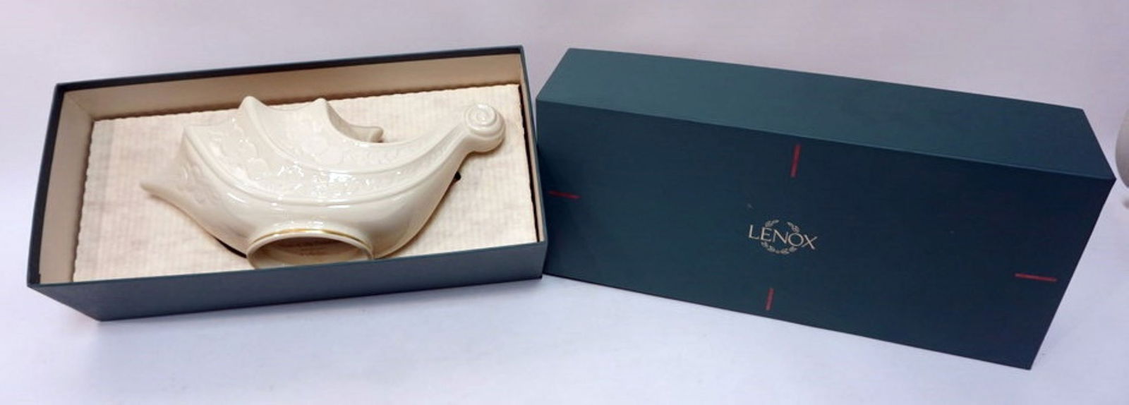 LARGE LENOX CHINA *FRUITS OF LIFE CORNUCOPIA*: LARGE LENOX CHINA *FRUITS OF LIFE CORNUCOPIA* APPROXIMATELY 14 IN X 7 IN X 6 1/2 IN HIGH