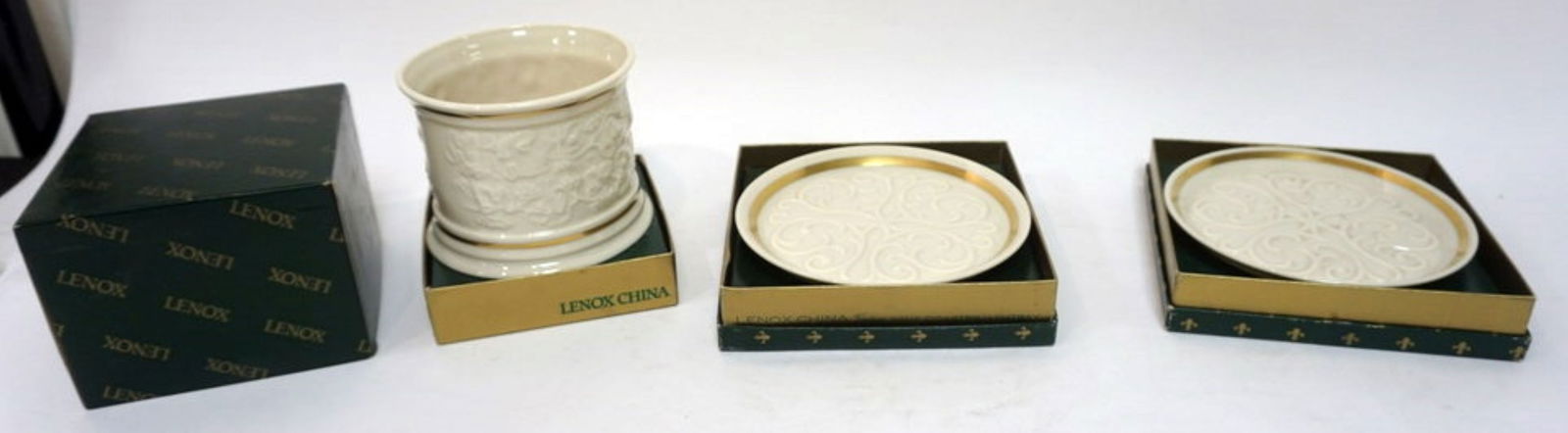 LENOX CHINA CONNOISSEUR WINE COASTERS: LENOX CHINA CONNOISSEUR WINE COASTERS