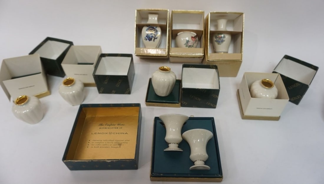 LENOX CHINA GROUP OF 10 ASSORTED MINIATURE VASES (1 of 4)