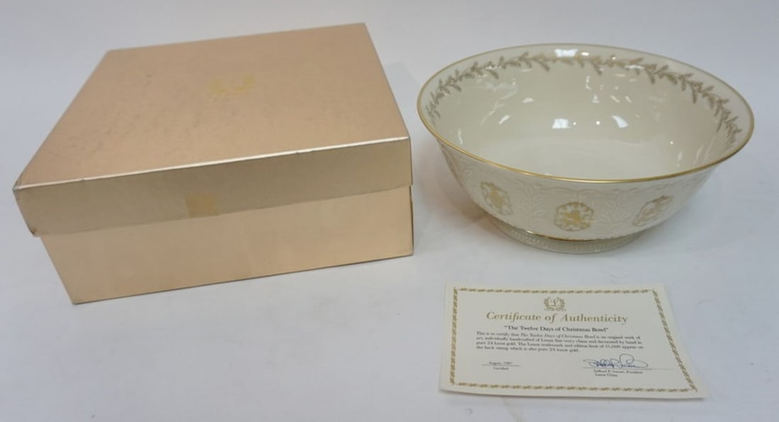 LENOX CHINA *12 DAYS OF CHRISTMASE BOWL*: LENOX CHINA *12 DAYS OF CHRISTMAS BOWL*