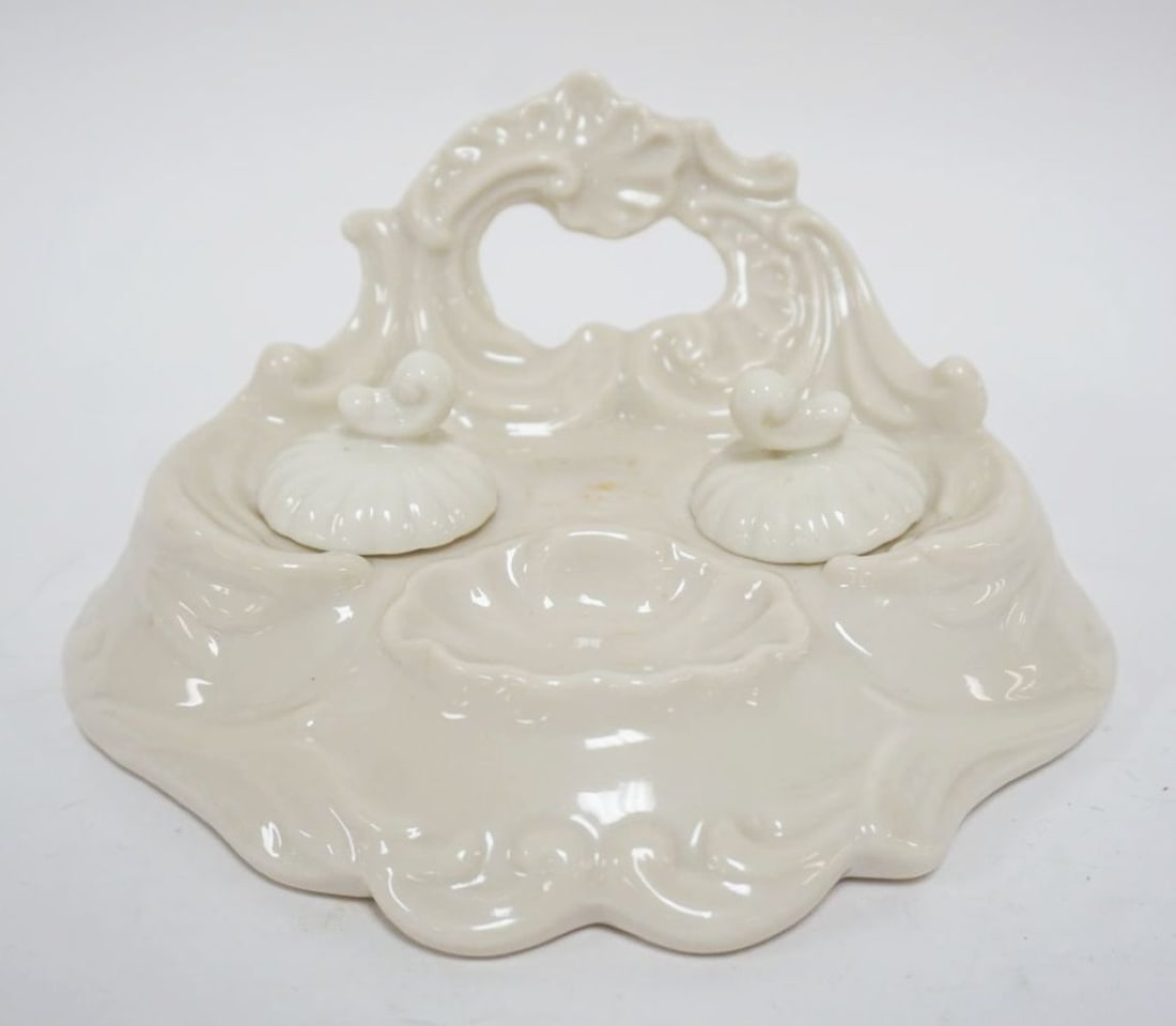 AMERICAN BELLEEK DOUBLE INKWELL: AMERICAN BELLEEK DOUBLE INKWELL, APPROXIMATELY 8 IN X 6 IN X 4 IN HIGH