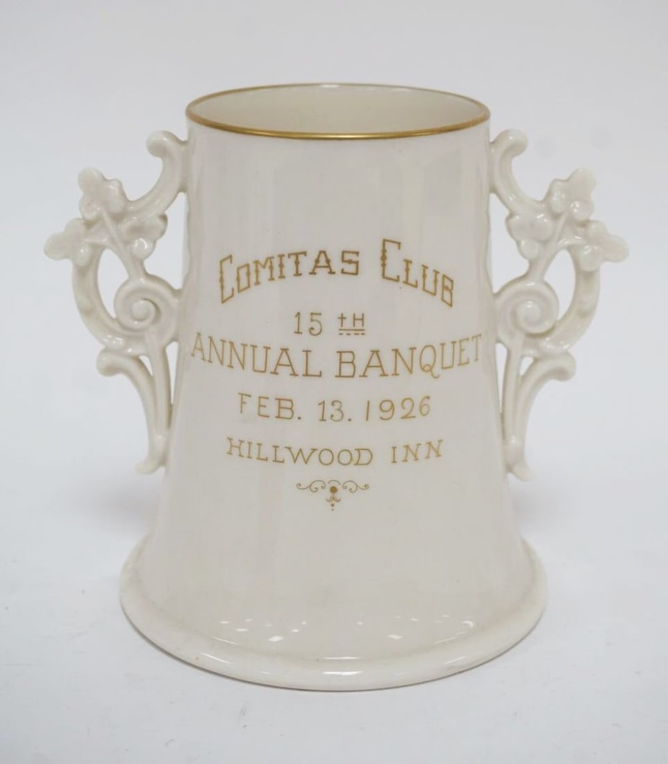 LENOX BELLEEK GREEN MARK PRESENTATION VASE (1 of 3)