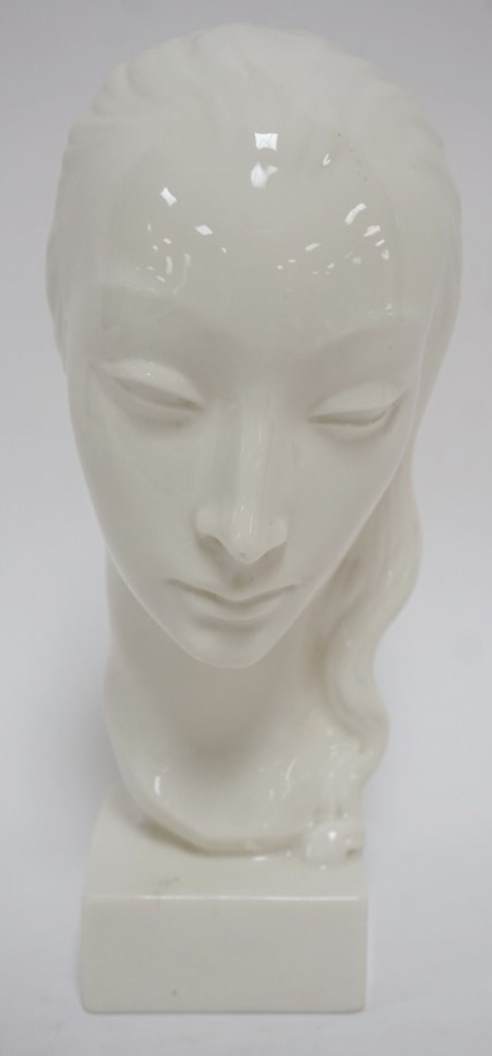 LENOX GREEN MARK FIGURE OF YOUNG WOMANS HEAD (1 of 8)